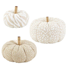 Load image into Gallery viewer, MudPie - Large Leopard Pumpkin Sitter
